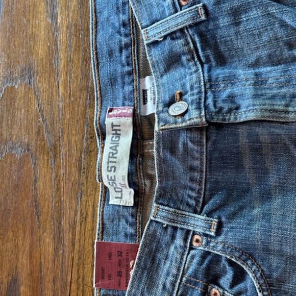 Levi's Blue Jeans - Picture 8 of 10